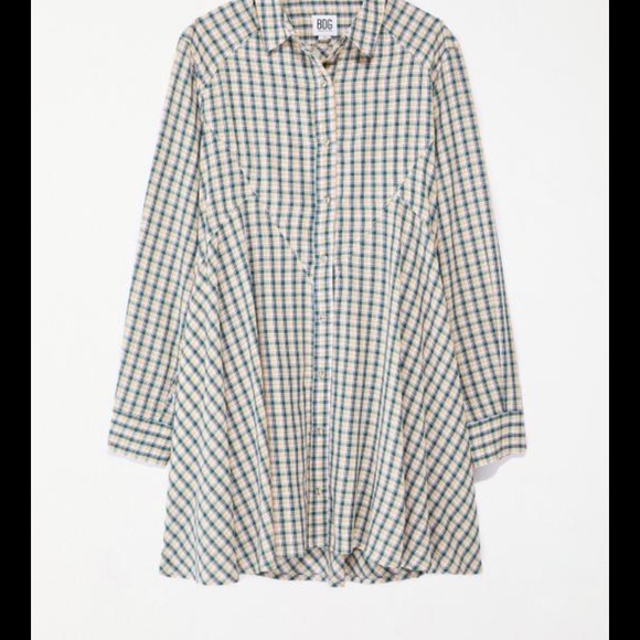 Long Sleeve Dress - Picture 2 of 4